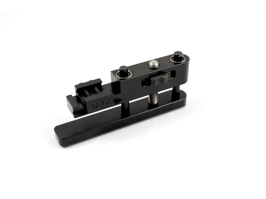 Adjustable bag rider